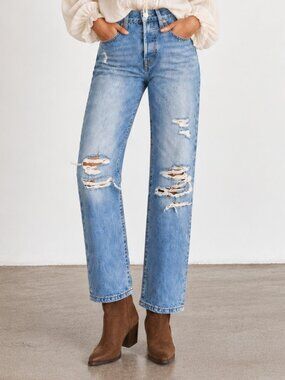 LEVI'S Wedgie Straight Leg Distressed Denim Jeans Vtg Lt Blue Wash 24x28 NWT
